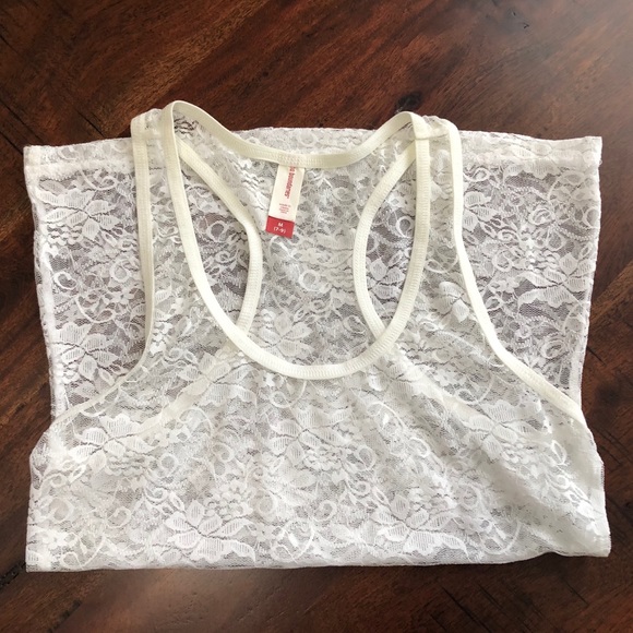 No Boundaries Lace Tank - Picture 3 of 5